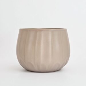 Doniczka ceramiczna Fala perłowa mokka